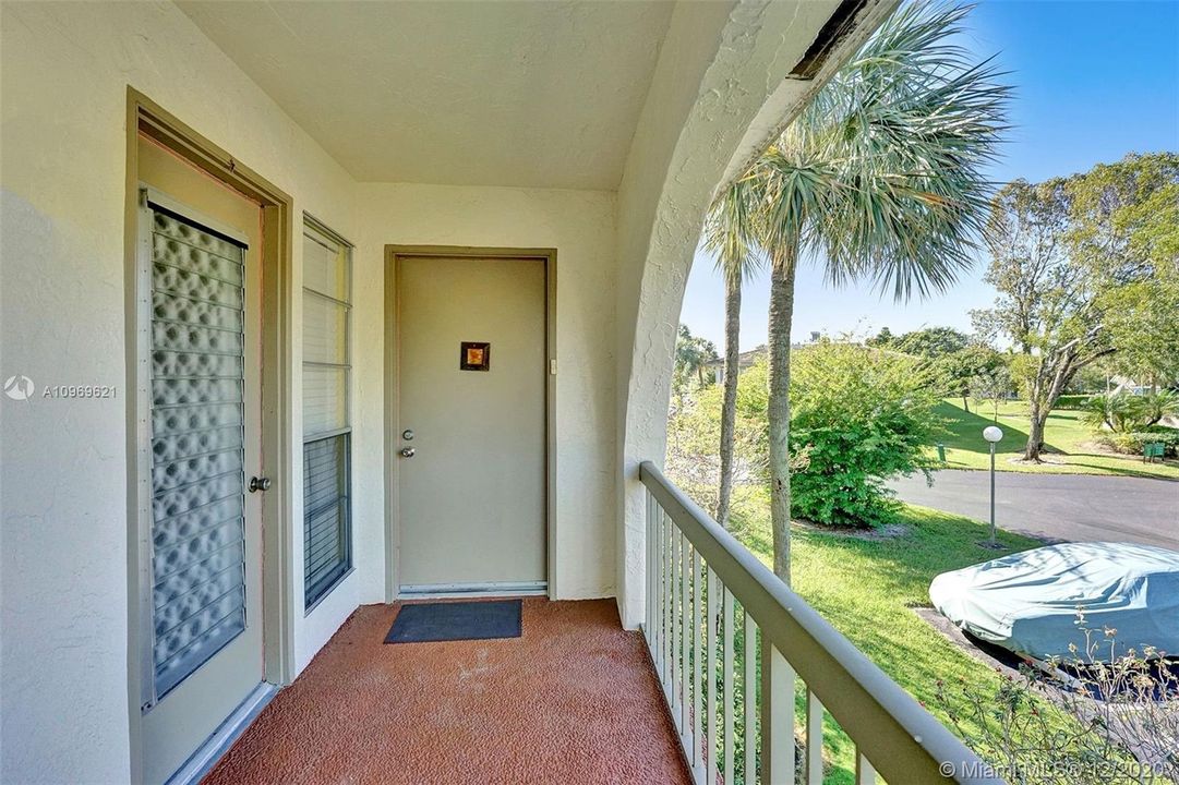 Recently Sold: $109,900 (2 beds, 2 baths, 1119 Square Feet)
