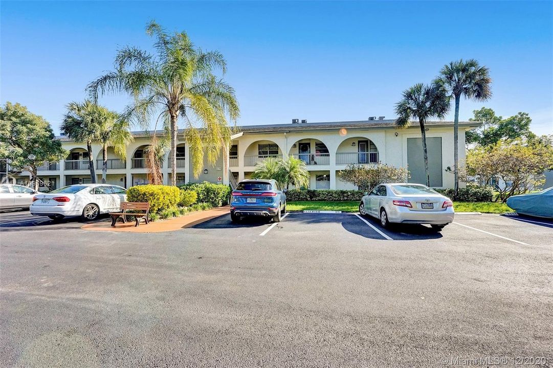 Recently Sold: $109,900 (2 beds, 2 baths, 1119 Square Feet)
