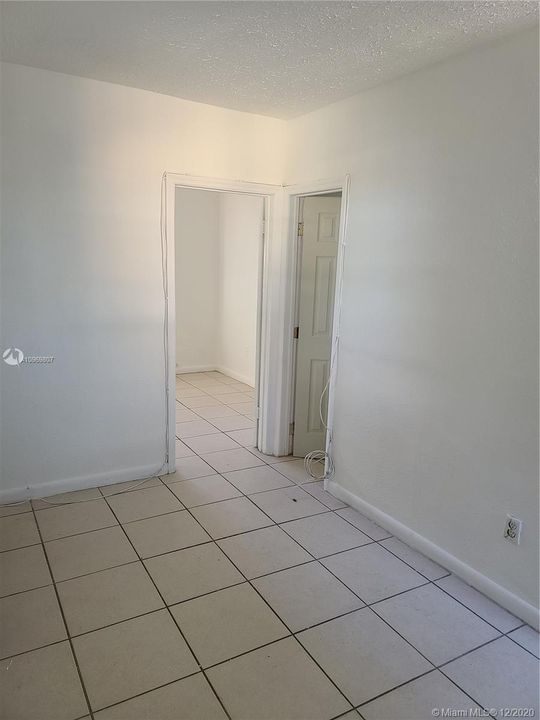 Recently Rented: $850 (1 beds, 1 baths, 850 Square Feet)
