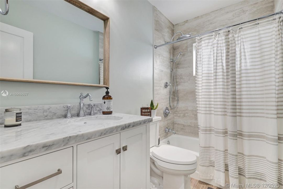 Vendido Recientemente: $535,000 (3 camas, 2 baños, 1432 Pies cuadrados)
