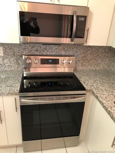 Recientemente alquilado: $2,500 (3 camas, 2 baños, 1342 Pies cuadrados)
