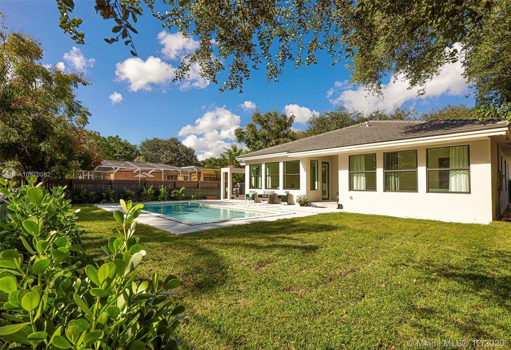 Vendido Recientemente: $1,180,000 (3 camas, 2 baños, 0 Pies cuadrados)