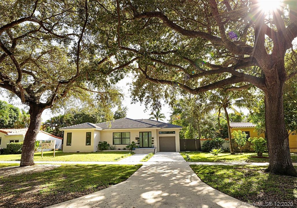 Vendido Recientemente: $1,180,000 (3 camas, 2 baños, 0 Pies cuadrados)