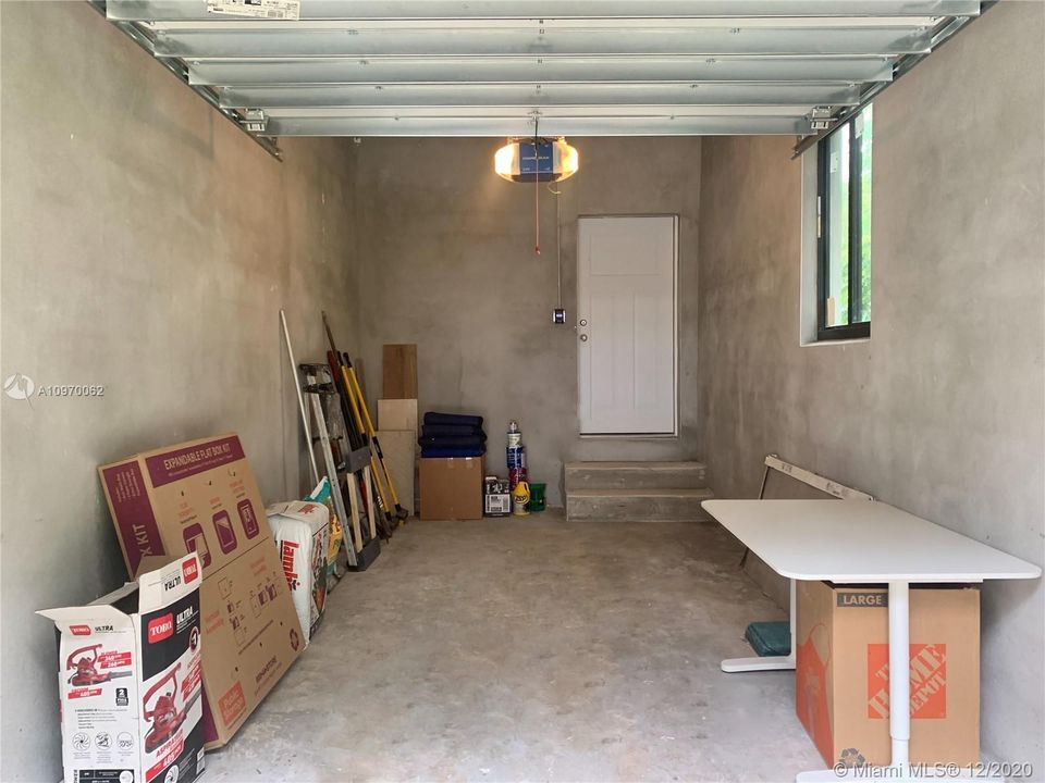 Vendido Recientemente: $1,180,000 (3 camas, 2 baños, 0 Pies cuadrados)
