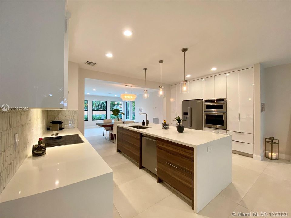 Vendido Recientemente: $1,180,000 (3 camas, 2 baños, 0 Pies cuadrados)