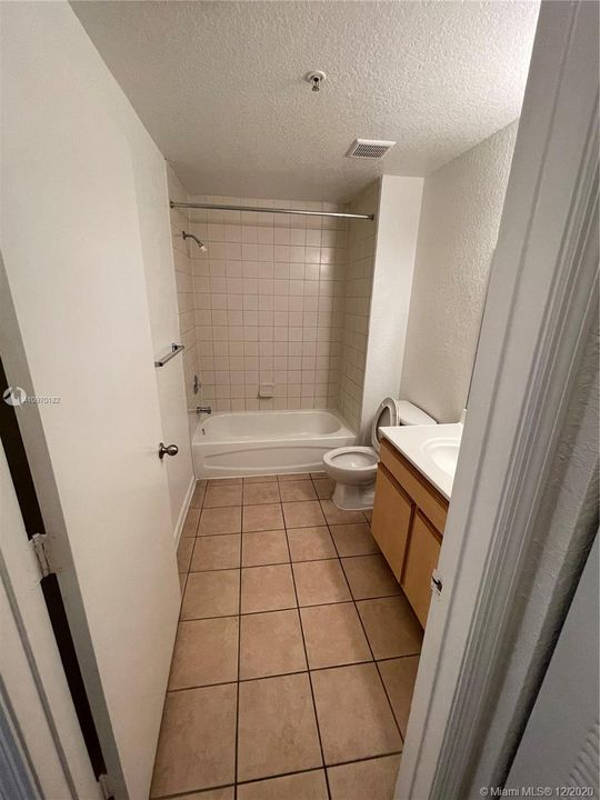 最近租的: $641 (3 贝兹, 2 浴室, 1060 平方英尺)