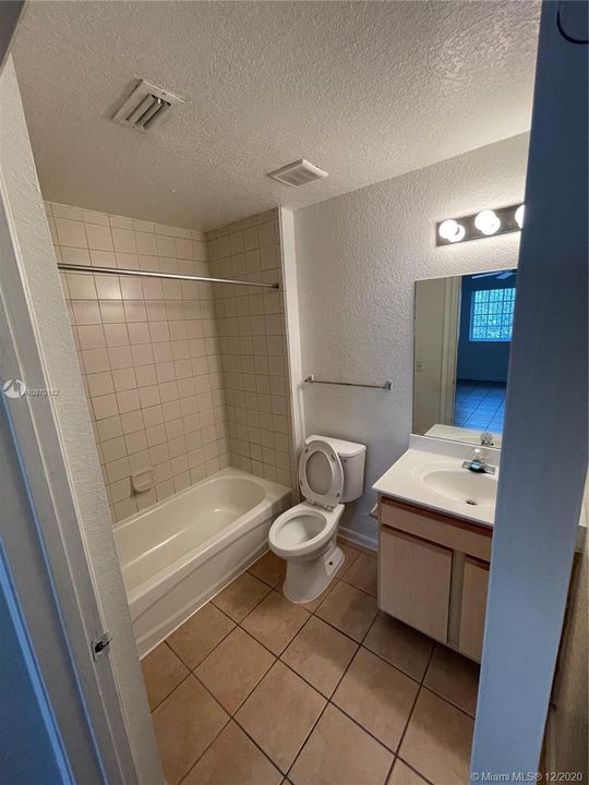 最近租的: $641 (3 贝兹, 2 浴室, 1060 平方英尺)