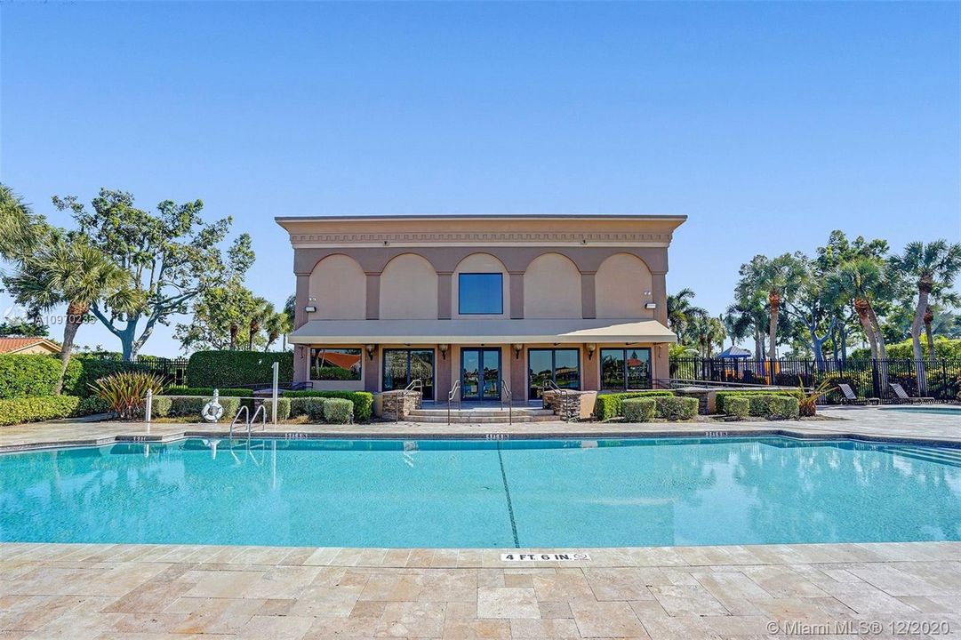 Recently Sold: $580,000 (4 beds, 3 baths, 3252 Square Feet)