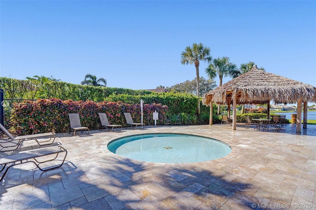 Recently Sold: $580,000 (4 beds, 3 baths, 3252 Square Feet)