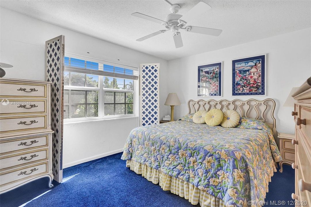 Recently Sold: $625,000 (3 beds, 2 baths, 1200 Square Feet)