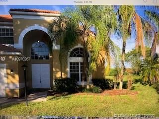 Vendido Recientemente: $450,000 (5 camas, 3 baños, 2687 Pies cuadrados)