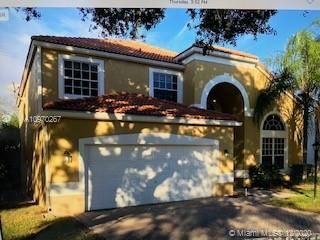 Vendido Recientemente: $450,000 (5 camas, 3 baños, 2687 Pies cuadrados)