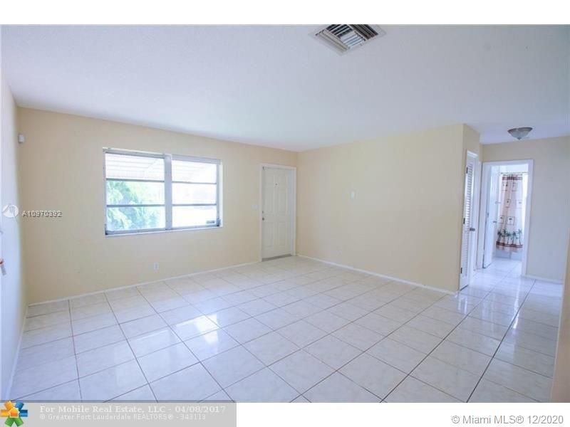 Недавно продано: $223,000 (2 спален, 1 ванн, 1024 Квадратных фут)