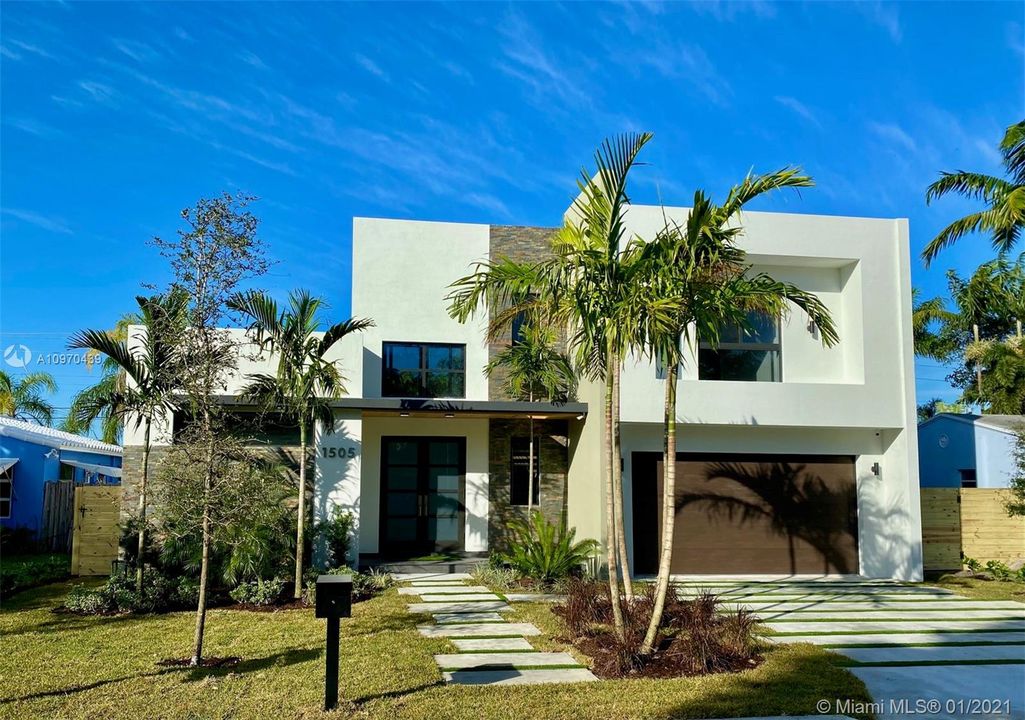 Recently Sold: $1,499,000 (3 beds, 3 baths, 0 Square Feet)