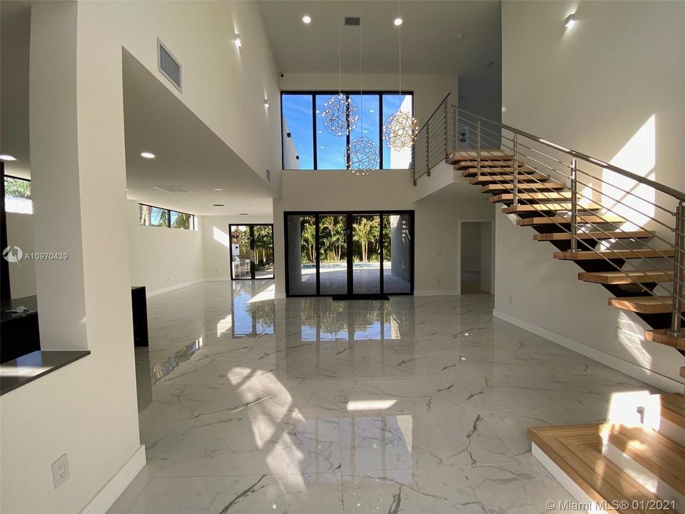 Recently Sold: $1,499,000 (3 beds, 3 baths, 0 Square Feet)