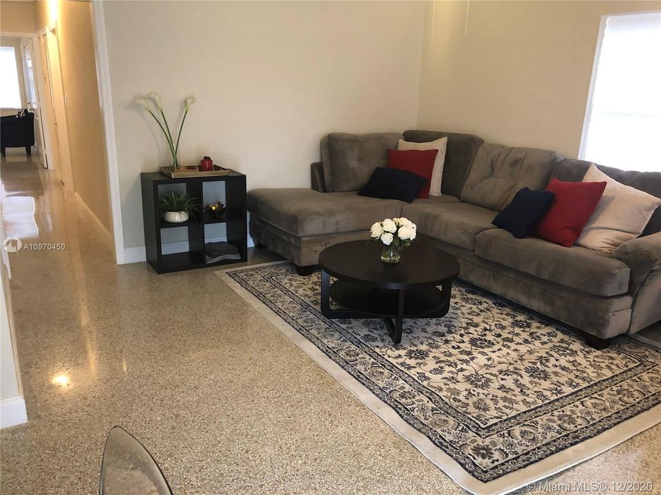Недавно продано: $520,000 (0 спален, 0 ванн, 2412 Квадратных фут)