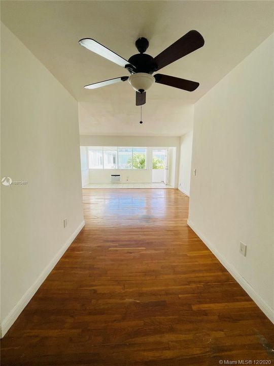 Recientemente alquilado: $1,400 (1 camas, 1 baños, 800 Pies cuadrados)