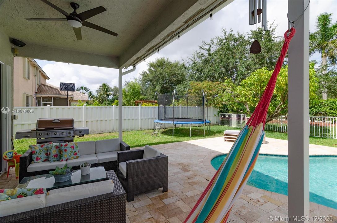 Recently Rented: $3,980 (4 beds, 2 baths, 2143 Square Feet)