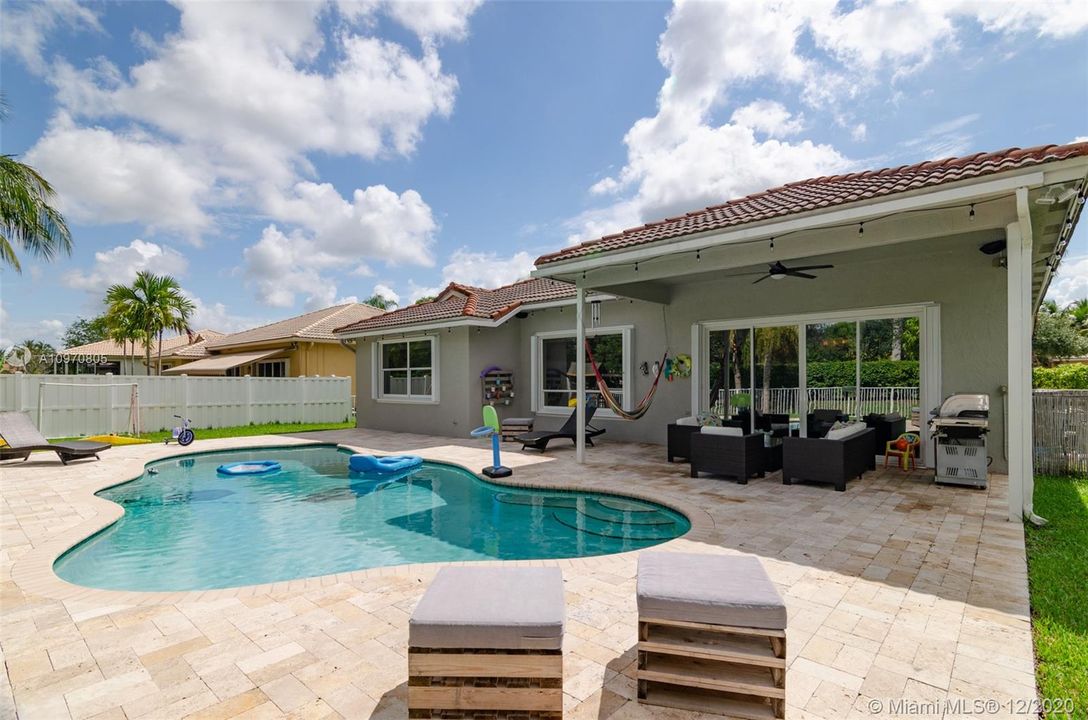 Recently Rented: $3,980 (4 beds, 2 baths, 2143 Square Feet)