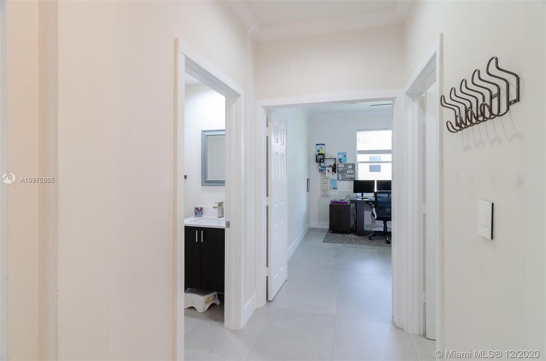 Recently Rented: $3,980 (4 beds, 2 baths, 2143 Square Feet)
