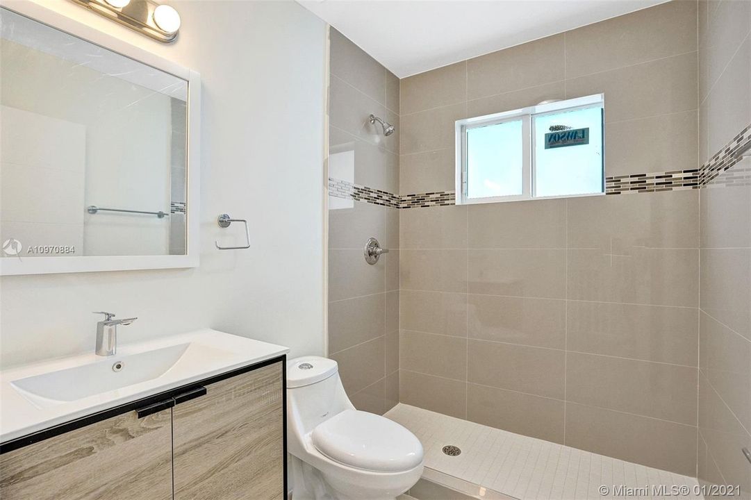 Recently Sold: $525,000 (0 beds, 0 baths, 2428 Square Feet)