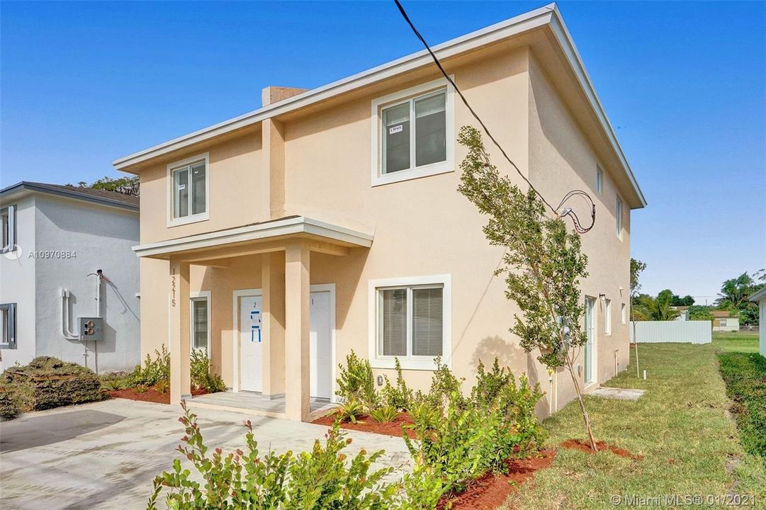 Recently Sold: $525,000 (0 beds, 0 baths, 2428 Square Feet)