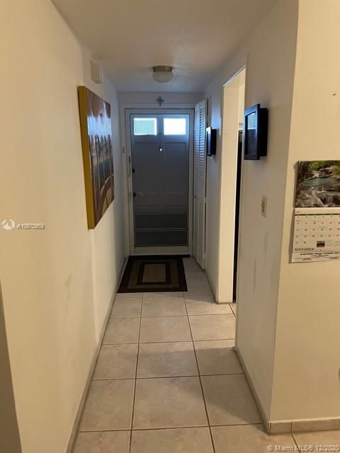 Recently Sold: $129,900 (2 beds, 2 baths, 1043 Square Feet)