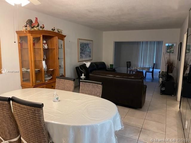 Recently Sold: $129,900 (2 beds, 2 baths, 1043 Square Feet)