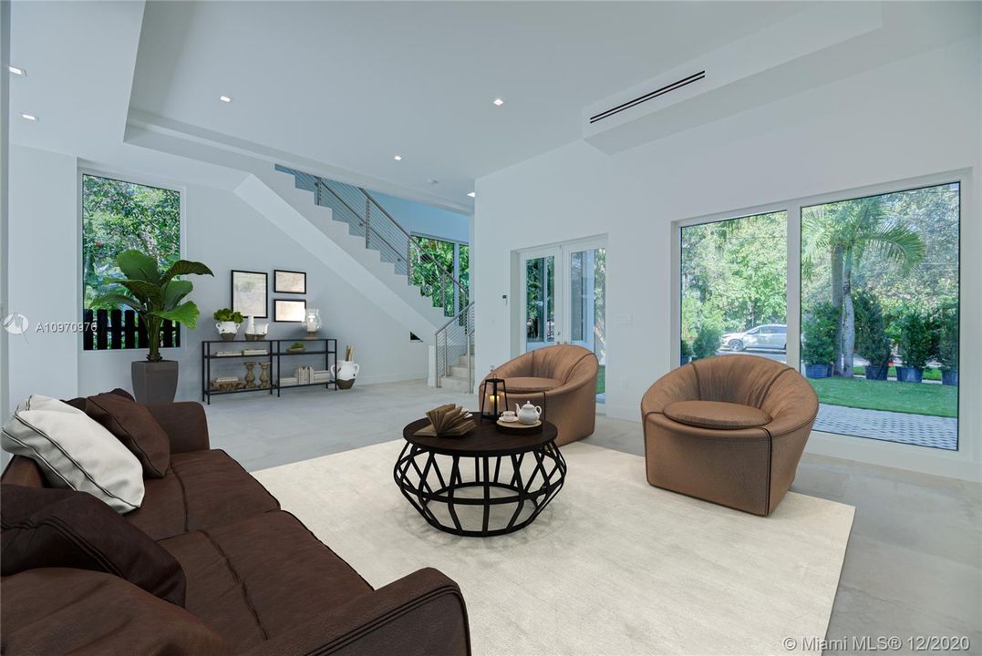 Recently Sold: $2,500,000 (5 beds, 5 baths, 4200 Square Feet)