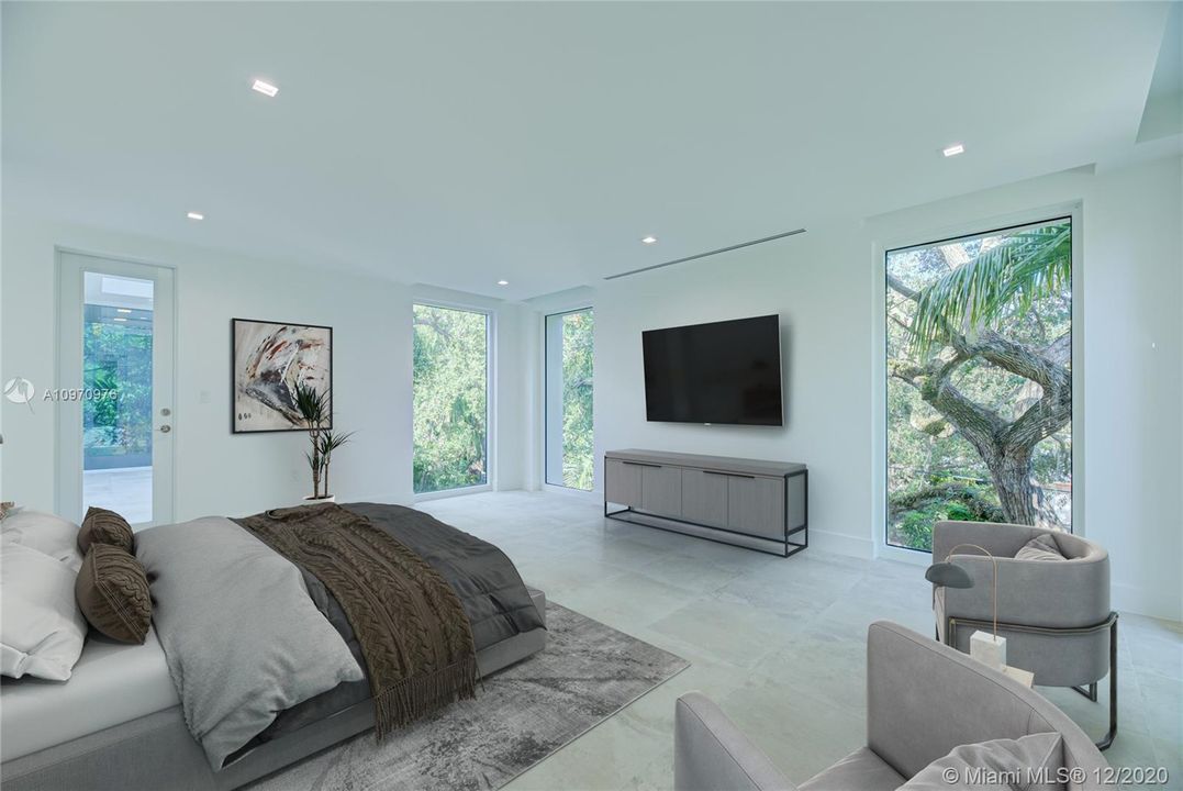 Recently Sold: $2,500,000 (5 beds, 5 baths, 4200 Square Feet)