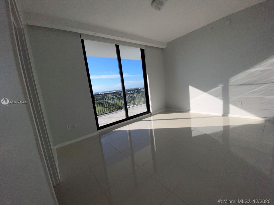 Recientemente alquilado: $3,500 (3 camas, 2 baños, 1557 Pies cuadrados)