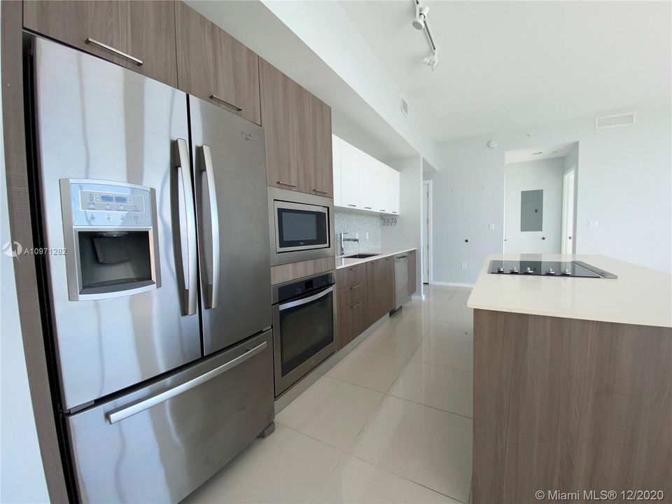 Recientemente alquilado: $3,500 (3 camas, 2 baños, 1557 Pies cuadrados)