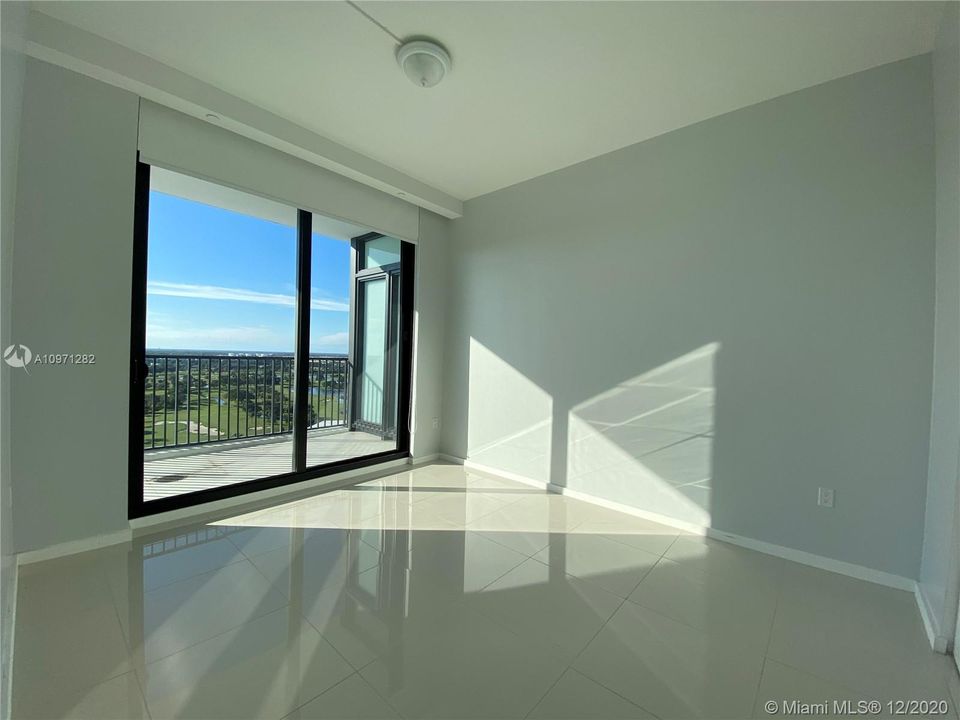 Recientemente alquilado: $3,500 (3 camas, 2 baños, 1557 Pies cuadrados)