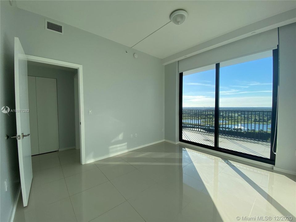 Recientemente alquilado: $3,500 (3 camas, 2 baños, 1557 Pies cuadrados)