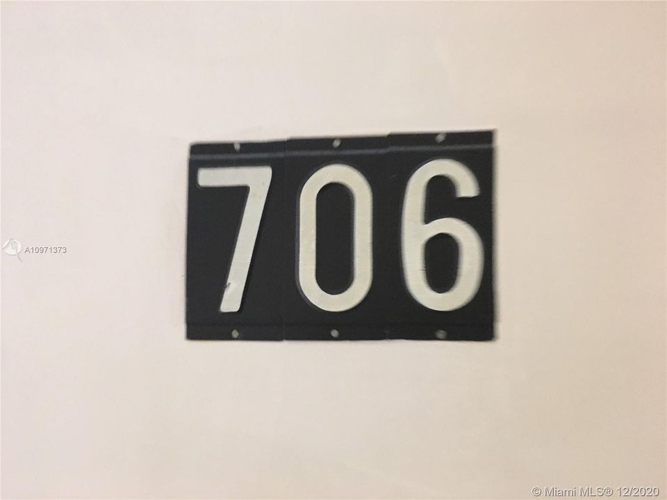 最近租的: $1,275 (1 贝兹, 1 浴室, 699 平方英尺)