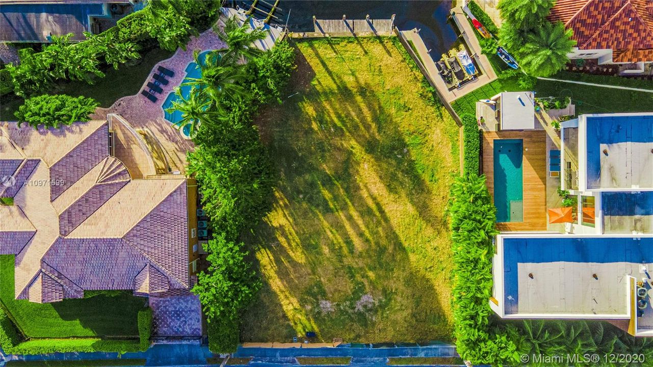 Недавно продано: $1,350,000 (0.26 acres)