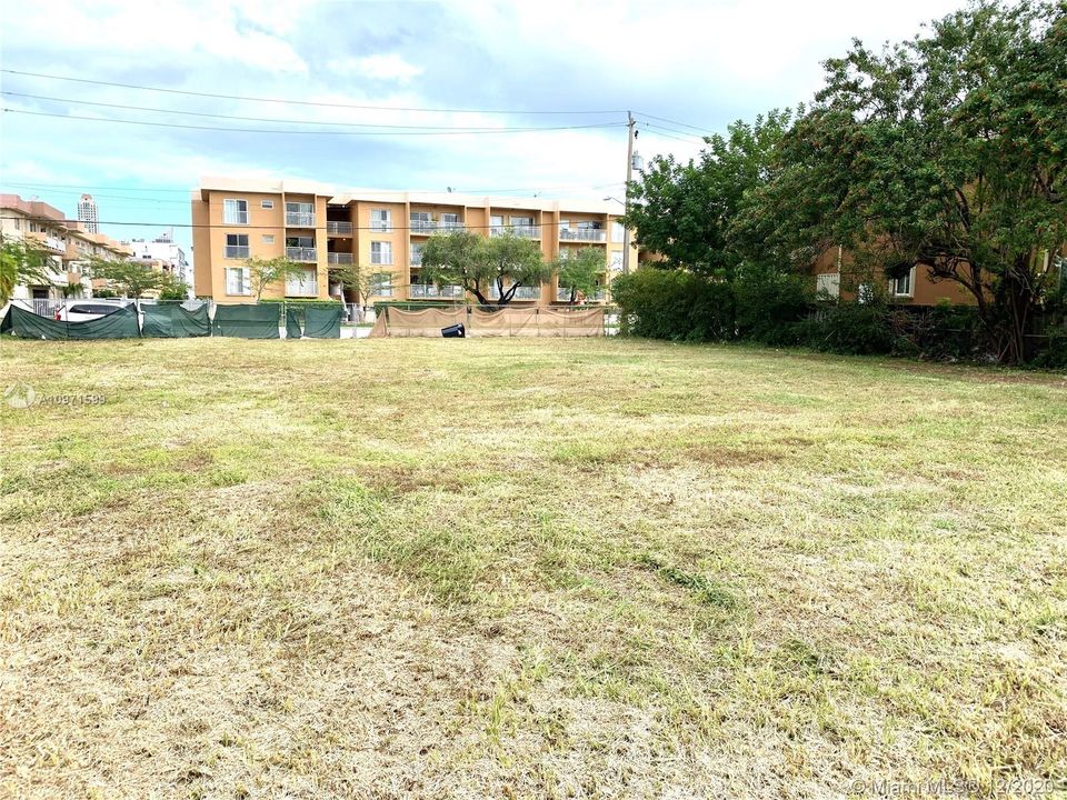 Недавно продано: $1,350,000 (0.26 acres)