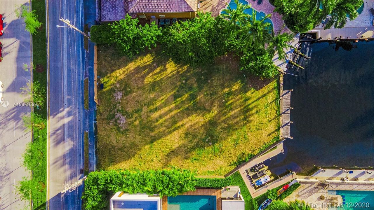 Недавно продано: $1,350,000 (0.26 acres)
