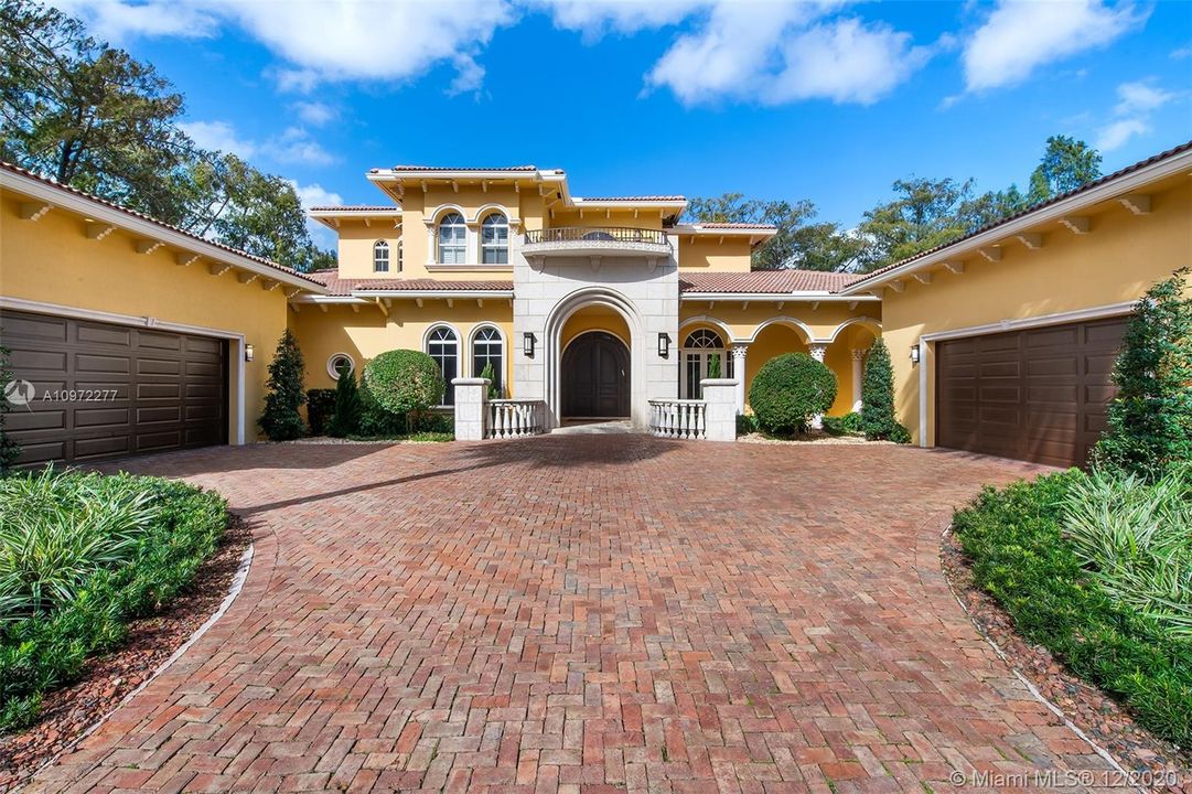 Recently Sold: $2,995,000 (6 beds, 7 baths, 7568 Square Feet)