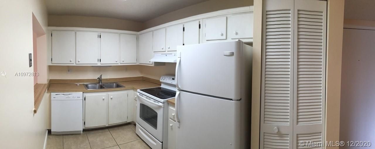 Recently Rented: $1,250 (2 beds, 2 baths, 1070 Square Feet)