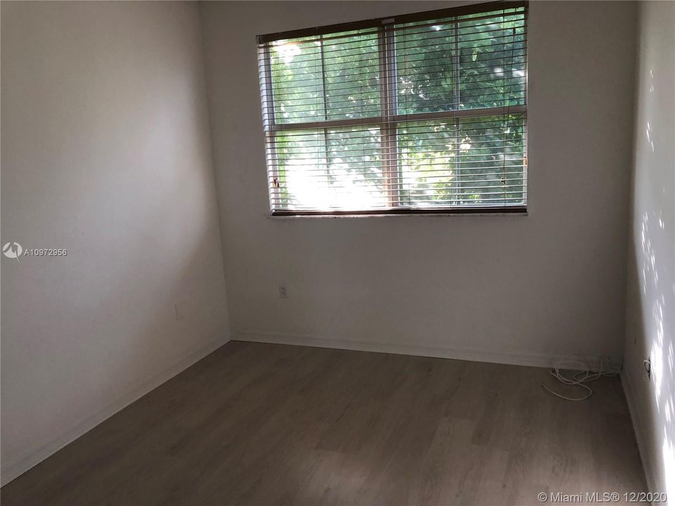 Recently Rented: $2,000 (4 beds, 2 baths, 2102 Square Feet)