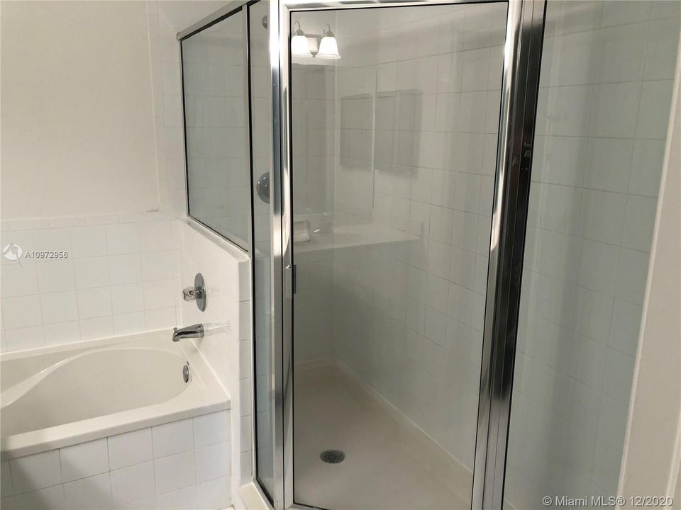 Recently Rented: $2,000 (4 beds, 2 baths, 2102 Square Feet)