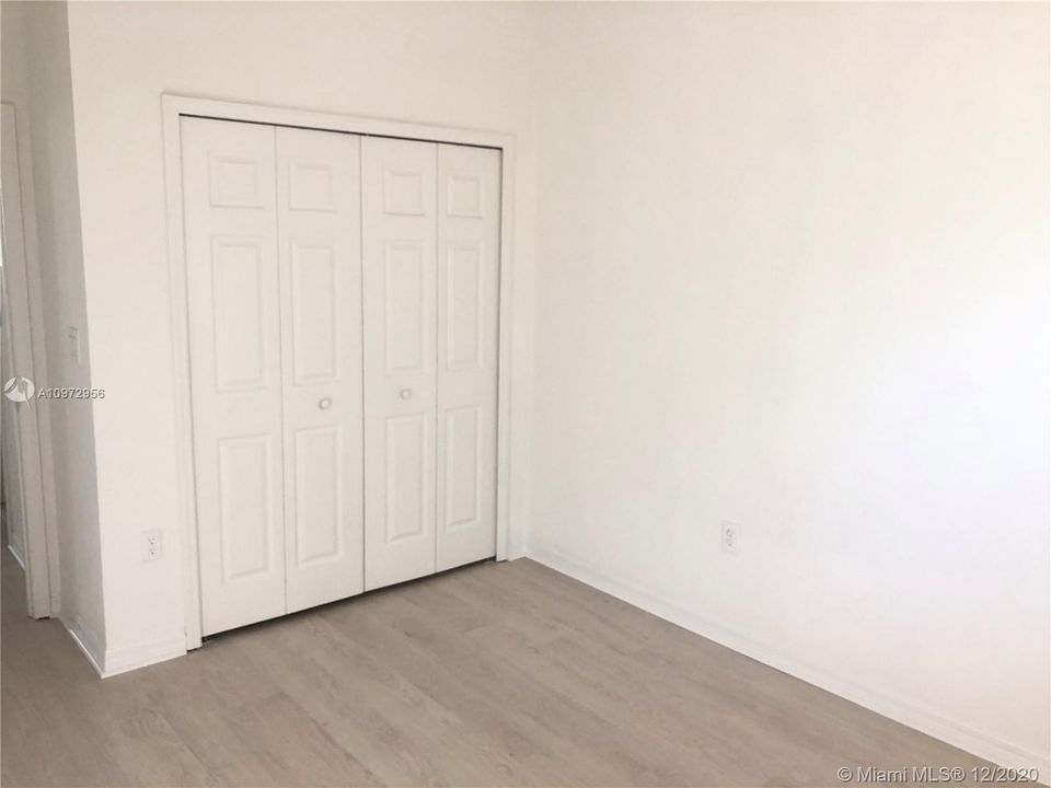 Recently Rented: $2,000 (4 beds, 2 baths, 2102 Square Feet)