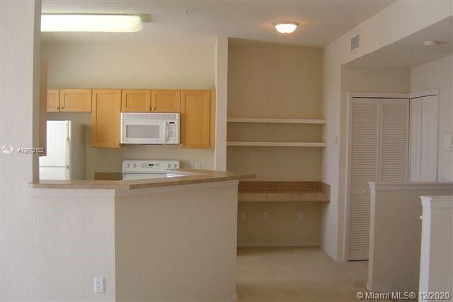 Recently Rented: $1,400 (1 beds, 1 baths, 846 Square Feet)