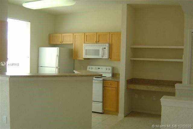 Recently Rented: $1,400 (1 beds, 1 baths, 846 Square Feet)