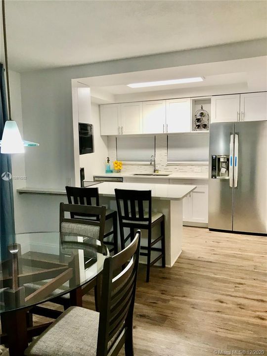 Recently Sold: $179,900 (2 beds, 2 baths, 1250 Square Feet)