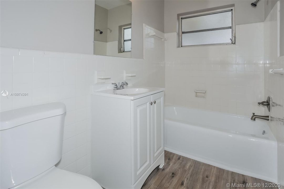 Recientemente alquilado: $2,175 (3 camas, 2 baños, 1686 Pies cuadrados)