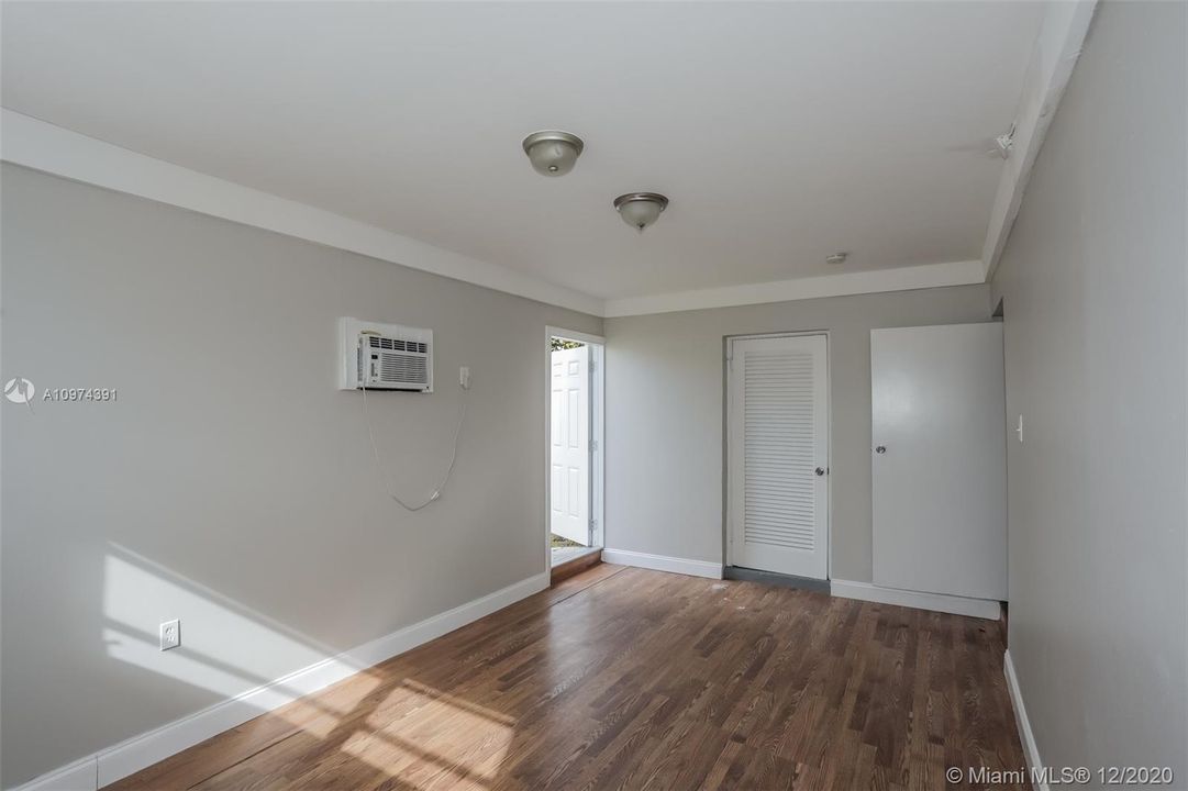 Recientemente alquilado: $2,175 (3 camas, 2 baños, 1686 Pies cuadrados)