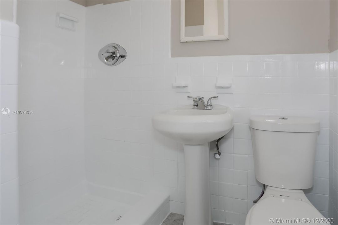 Recientemente alquilado: $2,175 (3 camas, 2 baños, 1686 Pies cuadrados)