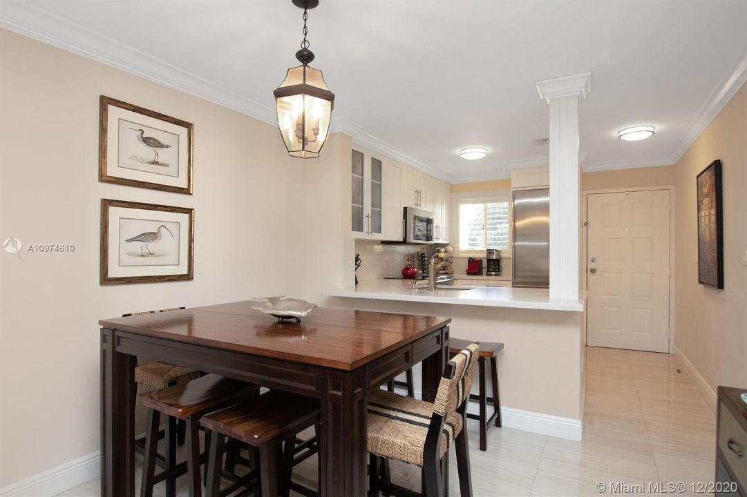 Dining & Kitchen/Snack Bar Area